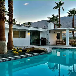 Number 444 Palm Springs
