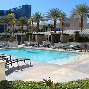 Luxury International At The Signature 4* Las Vegas